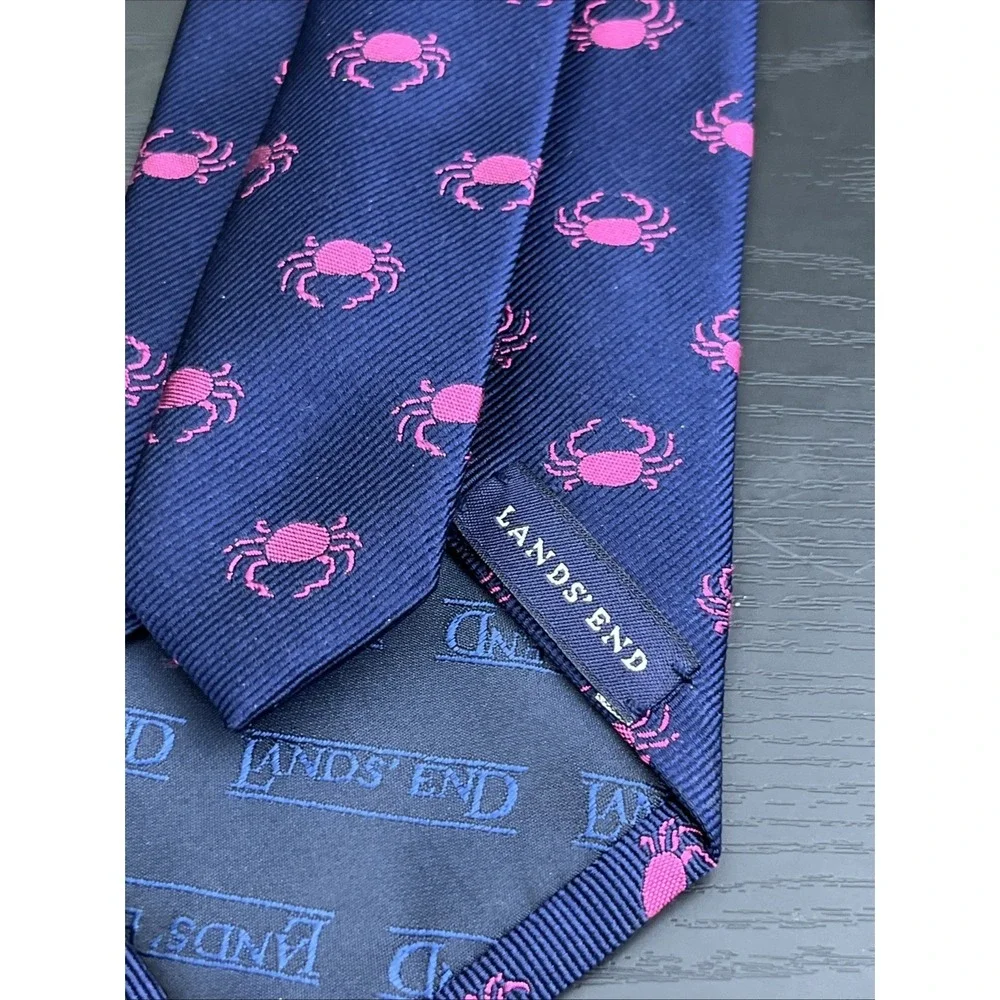 Lands' End Navy Tie Tiny Pink Crabs‎ Pattern 60